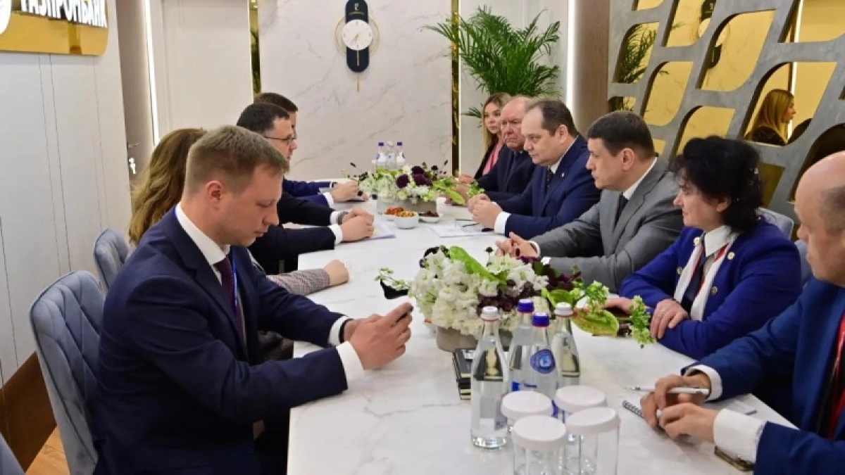 Глава Коми Ростислав Гольдштейн и "Газпромбанк" утвердили план развития региона