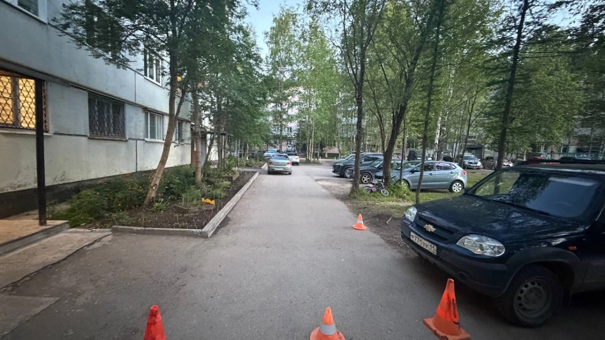 В Ухте юная велосипедистка попала под колеса машины