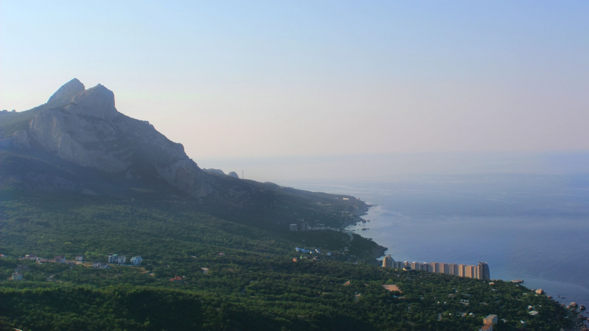 Море по будням не увидишь: минусы жизни на юге от коренной крымчанки — и почему «жизнь мечты» разочаровывает переехавших