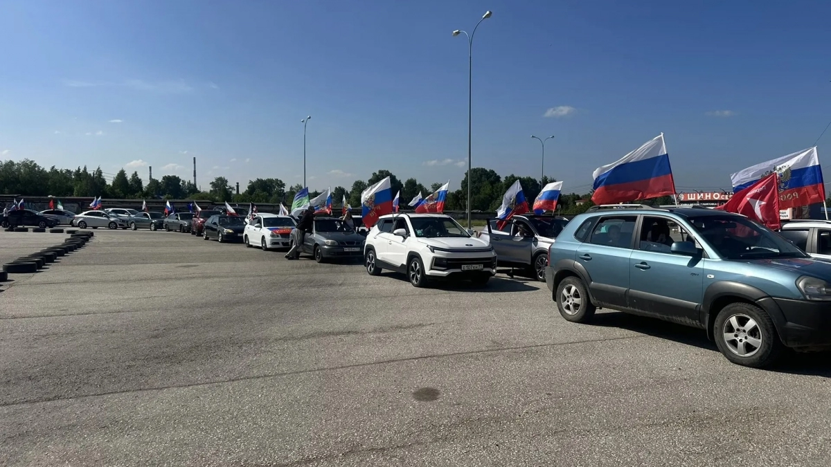 В День России в столице Коми прошёл масштабный автопробег
