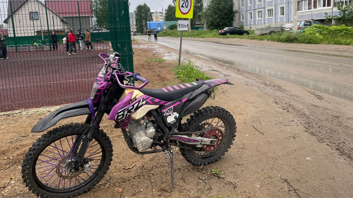В Коми полицейские отстранили 14-летнего подростка от управления байком
