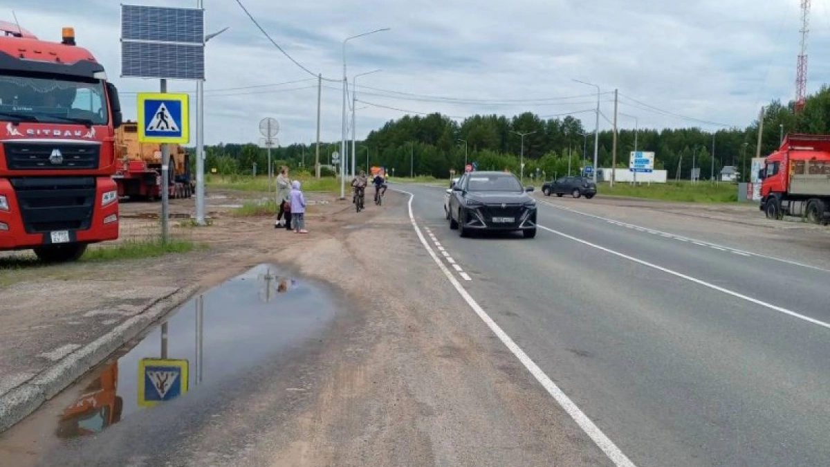 На трассе Сыктывкар-Ухта "ВАЗ" протаранил "Чанган"