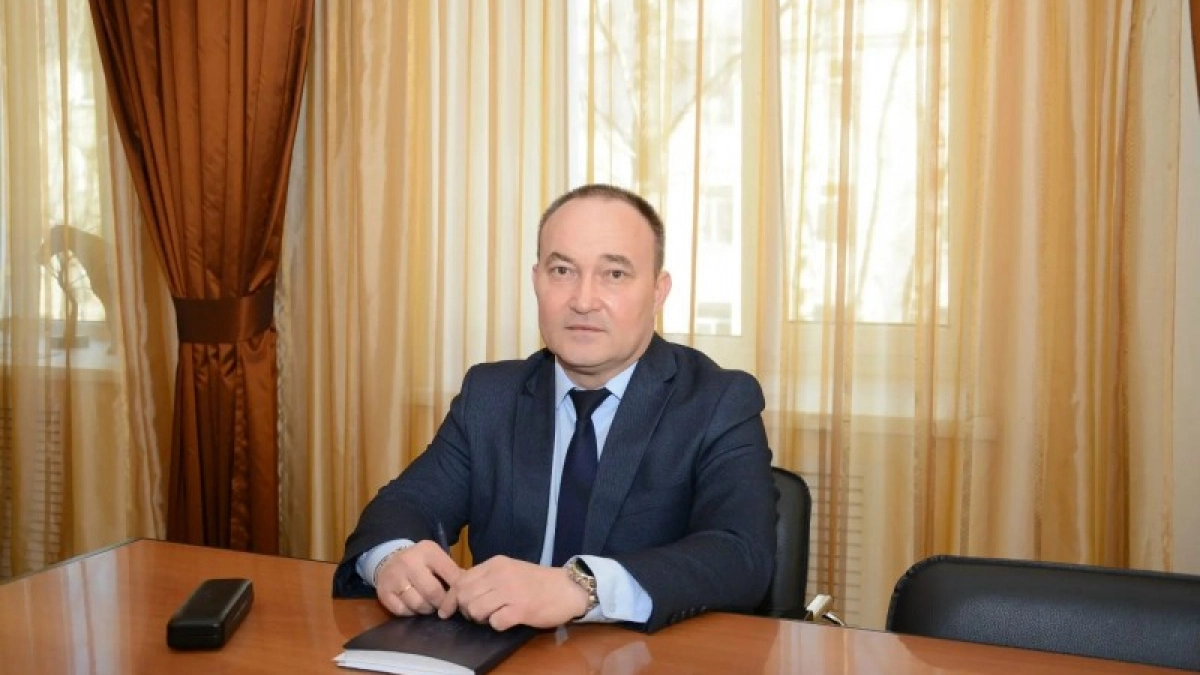 Глава Коми избавил Олега Холопова от приставки и.о.