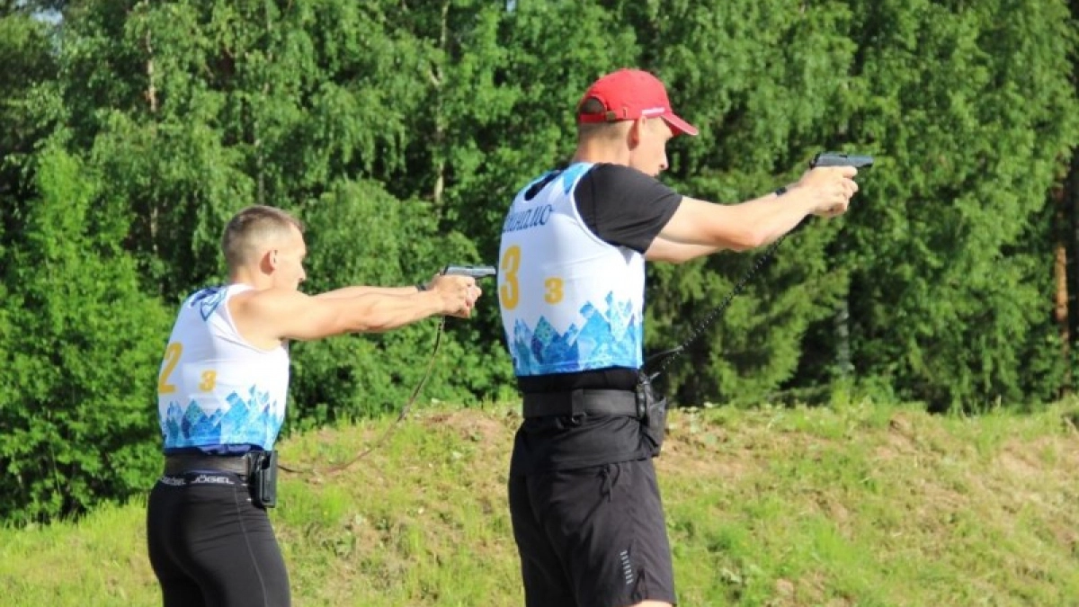 В Коми состоялся чемпионат по служебному двоеборью памяти сотрудника ОМОН "Зырянин" Алексея Опацкого