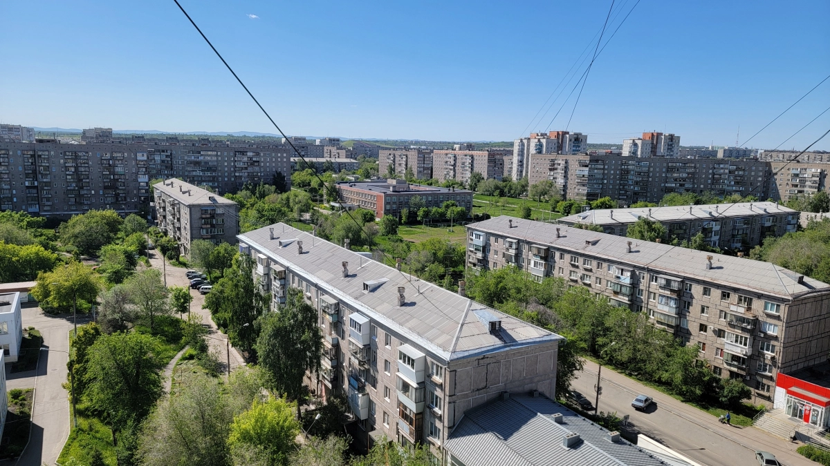 Мощные индустриальные виды по соседству с природой — что посмотреть в одном из самых необычных городов России