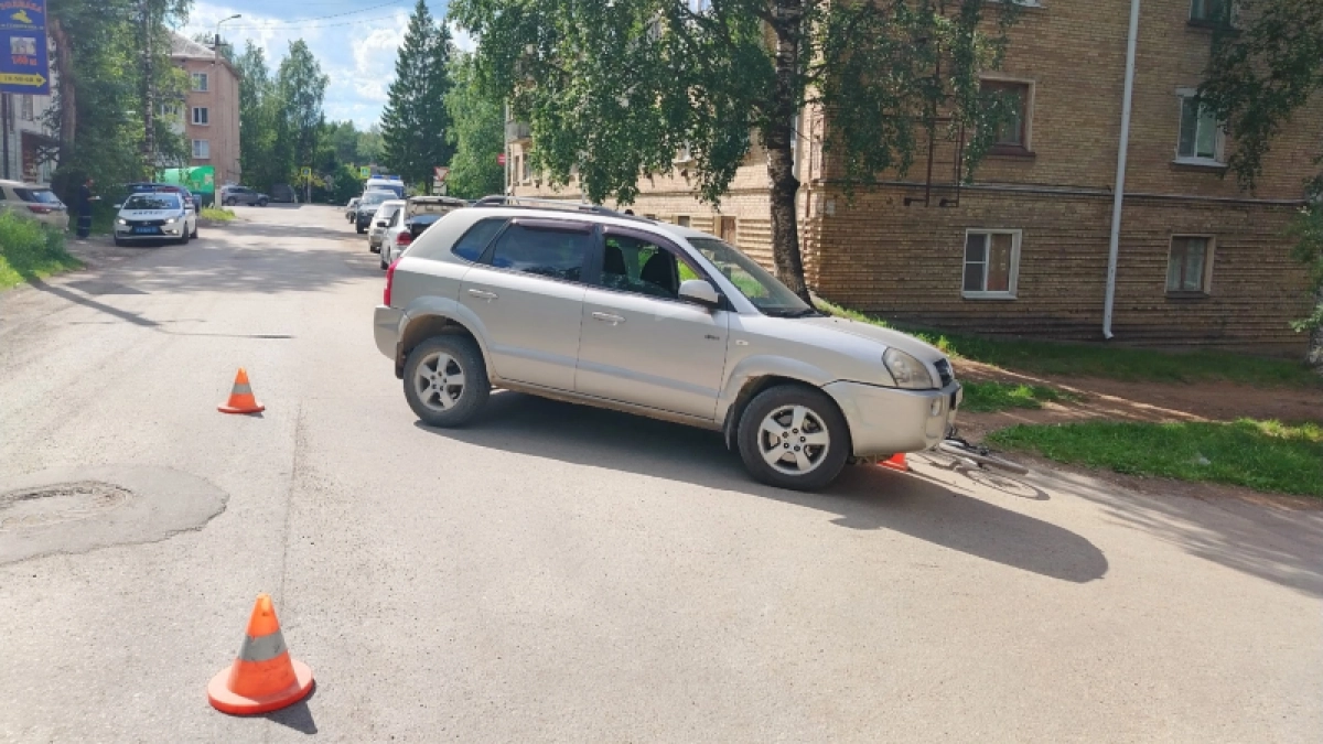 В Ухте за два часа автомобилисты сбили двух велосипедистов: один из водителей в розыске