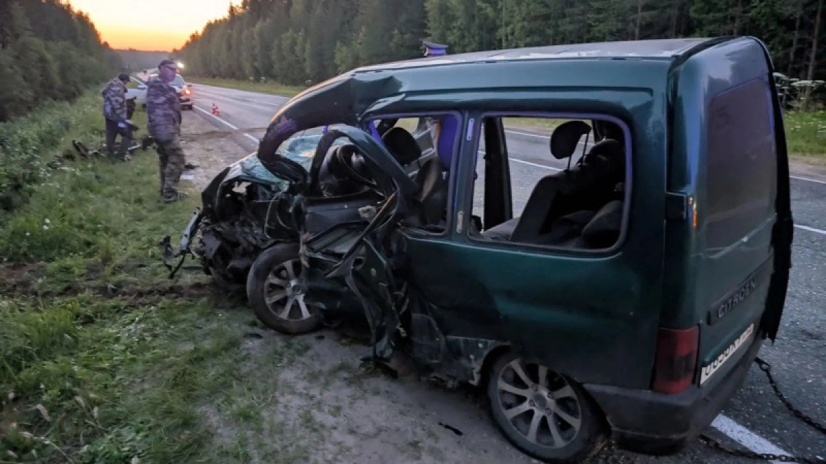 На трассе Сыктывкар - Ухта начинающий водитель спровоцировал смертельную аварию