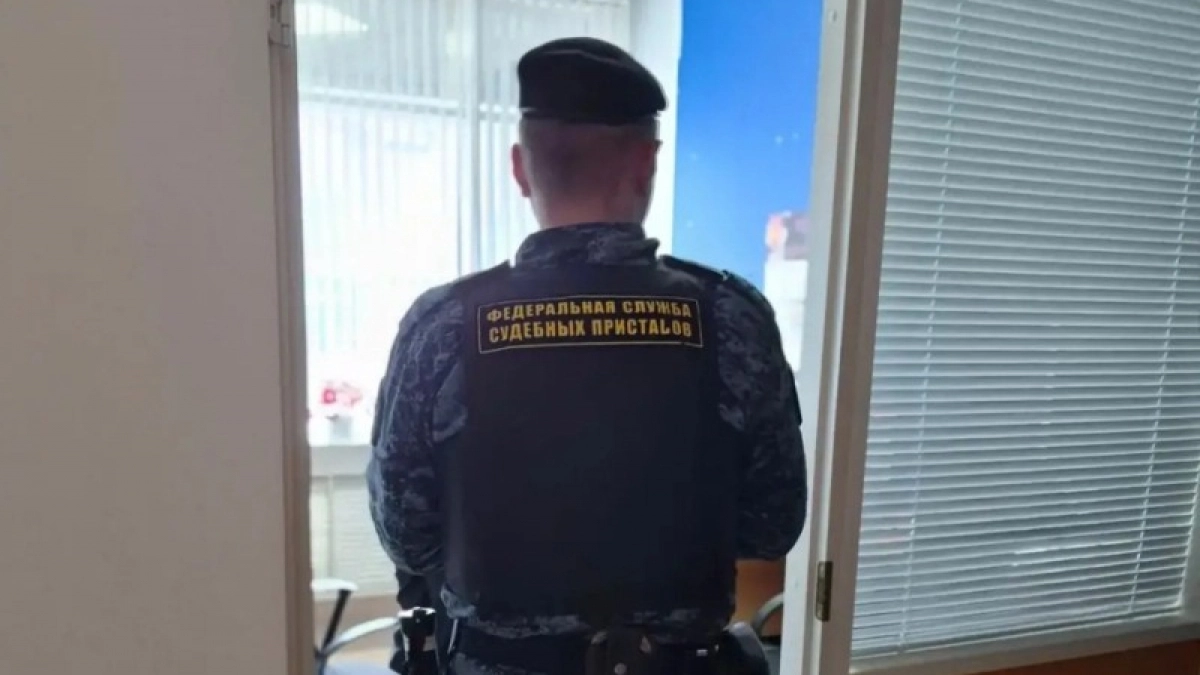 Приставы Коми завели уголовные дела на управляющую компанию
