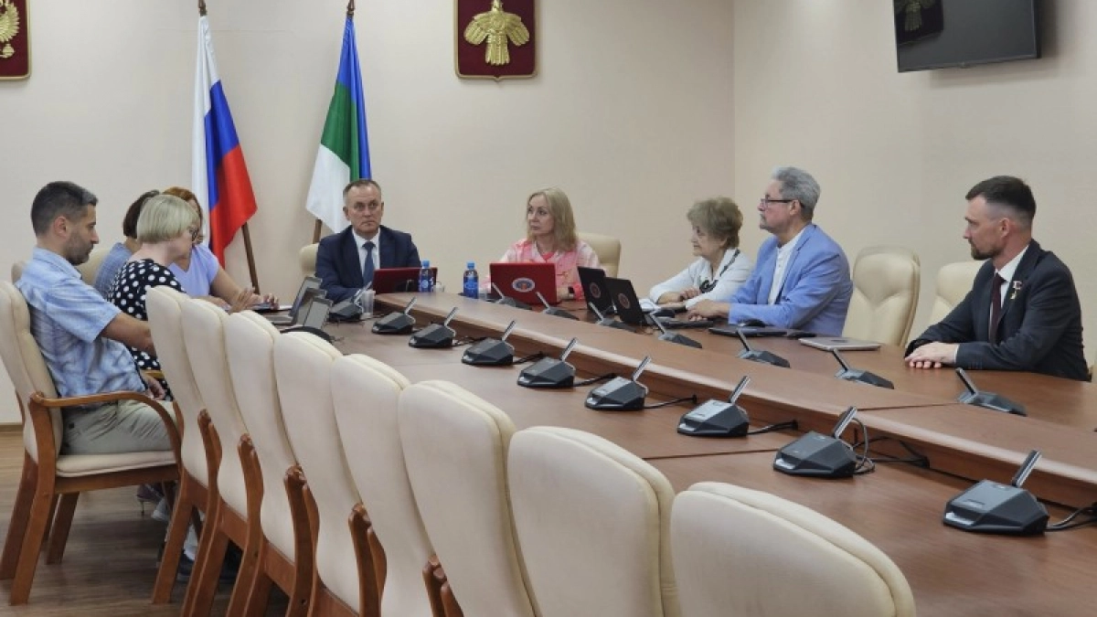 Избирком Коми зарегистрировал кандидатов в Госдуму от трех партий