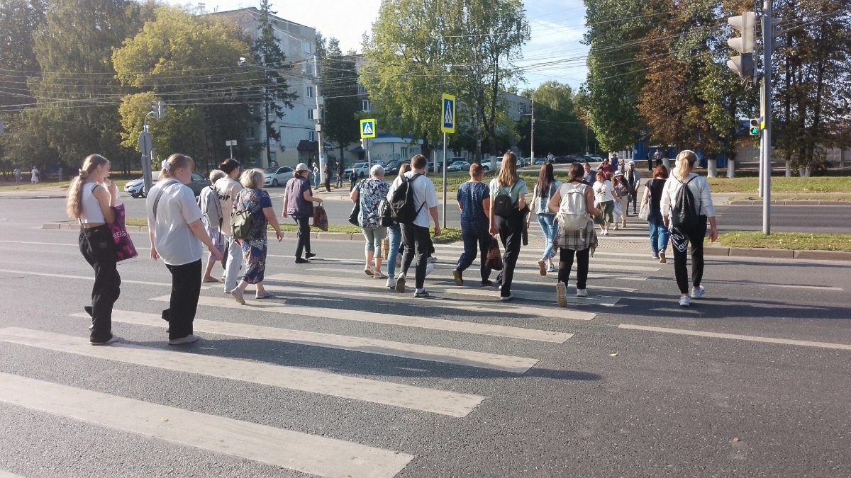 Антон Чехов точно подметил 8 типов людей, которых лучше держать на расстоянии: возраст здесь совсем ни при чём