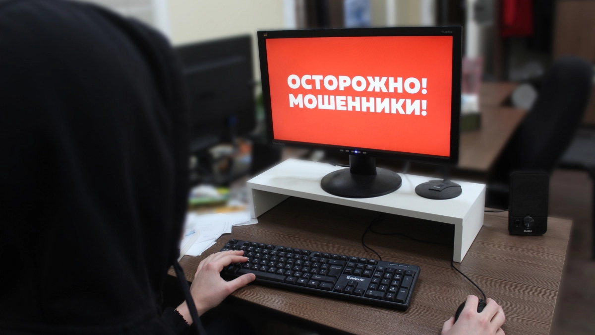 В Коми мошенники обманули 11-летнюю девочку и похитили деньги с карты матери