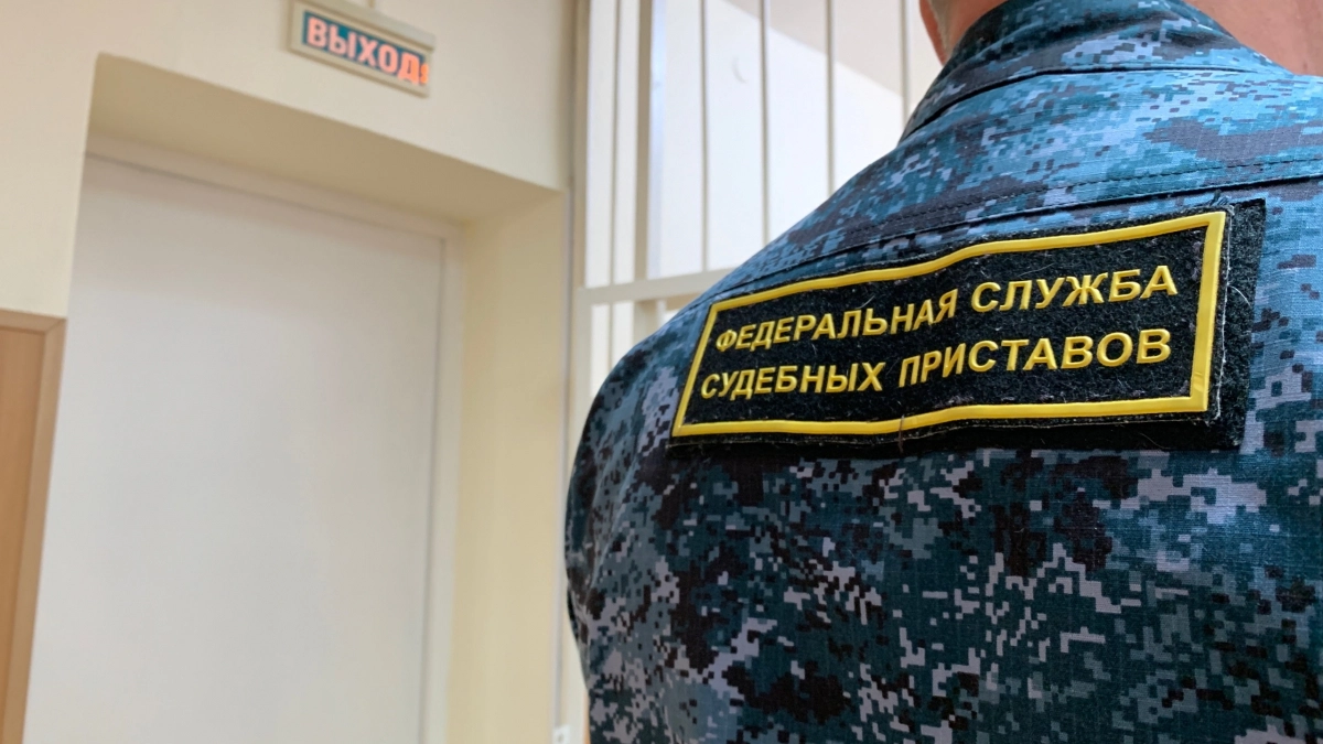 Приставы Коми взыскали для вахтовика 3,8 миллиона рублей