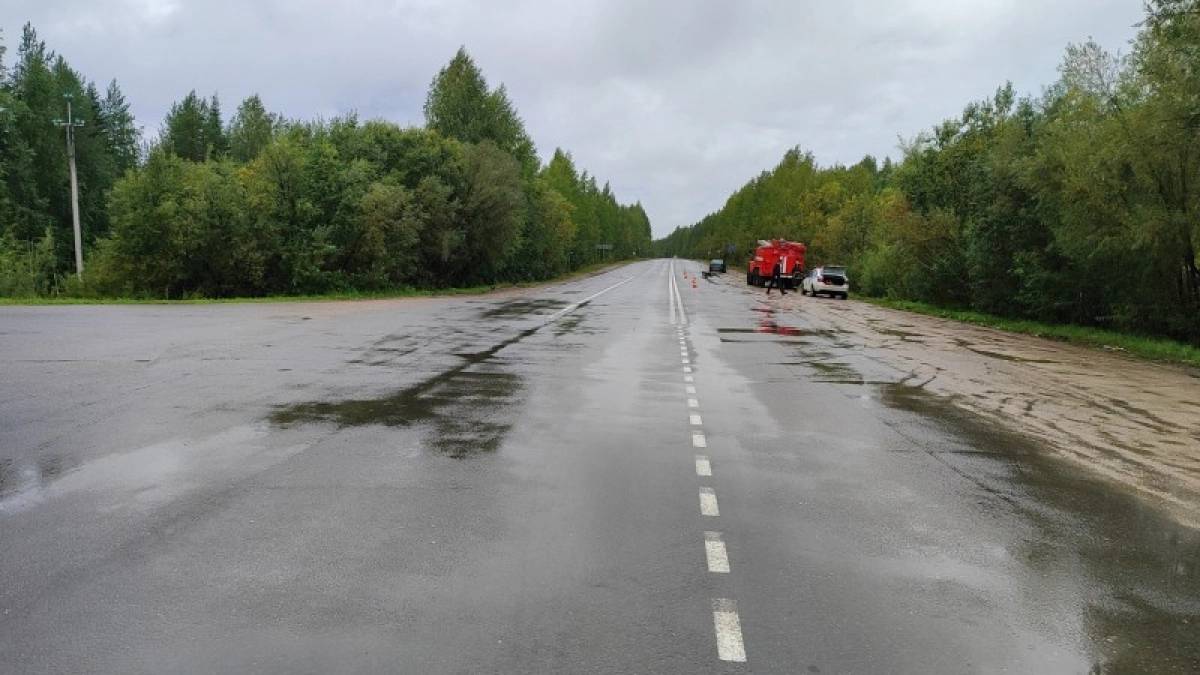 Водитель мопеда без прав не уступил дорогу иномарке в Коми