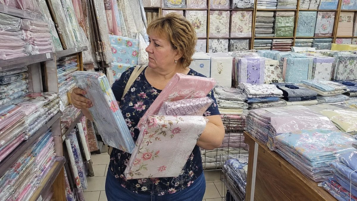 Постельное бельё выбираю уже не по цвету: одна строка на этикетке решает, будет ночью свежо или как в парнике