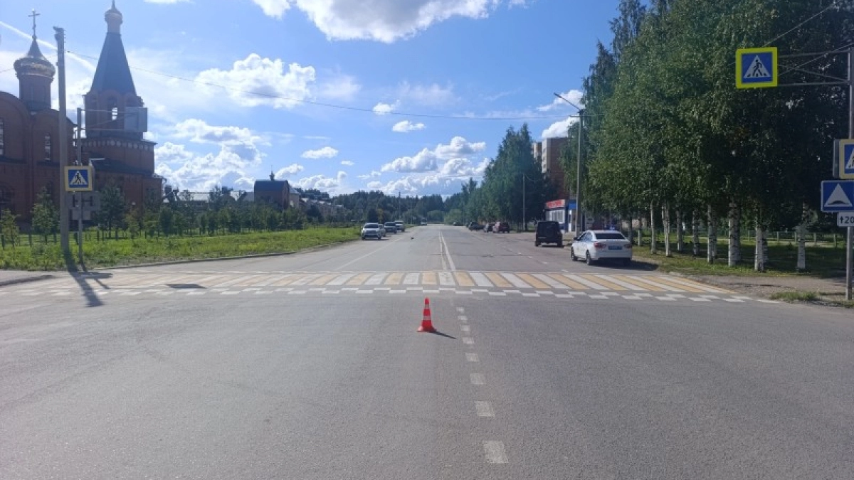 В Ухте ищут водителя, который сбил велосипедиста и скрылся