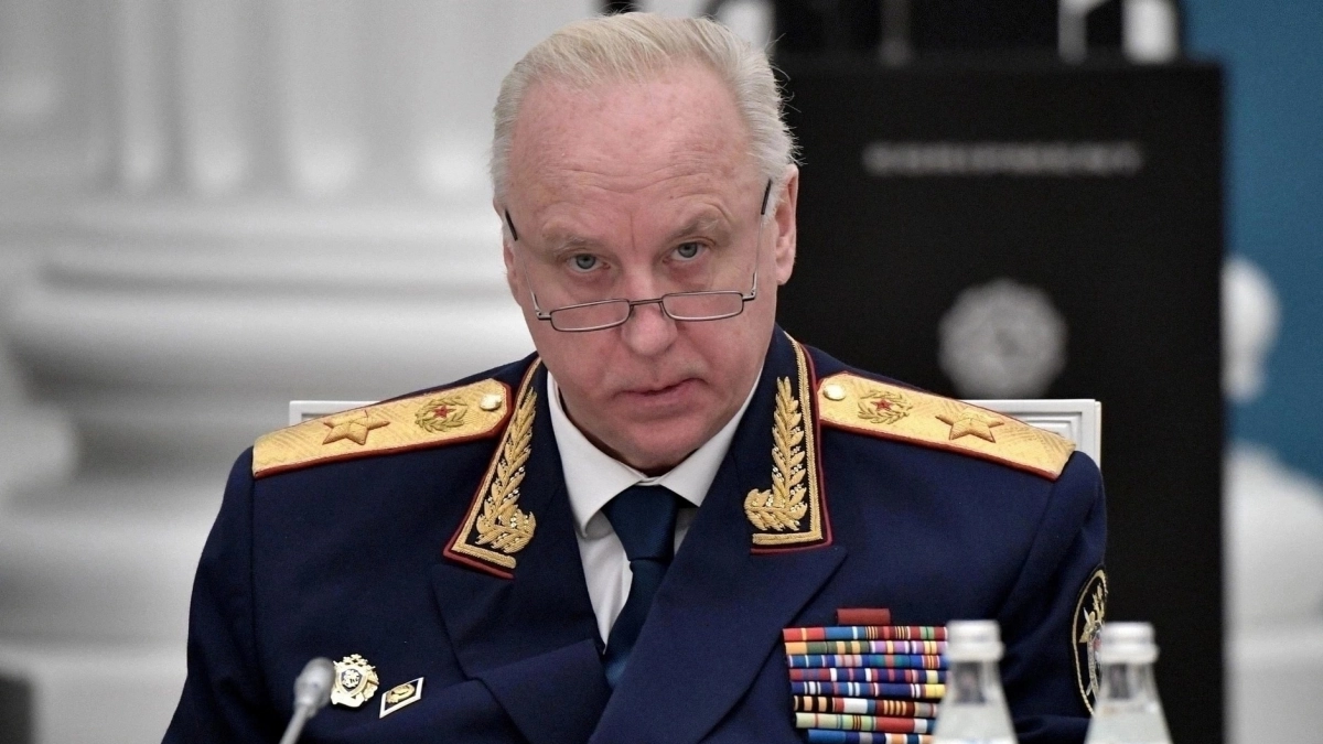 Александр Бастрыкин взял под контроль дело об обрушении потолка в аварийном доме в Коми