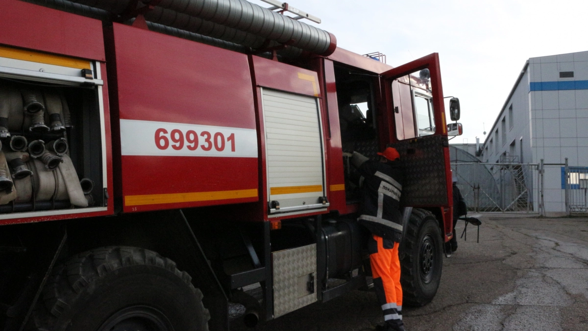 В Коми из-за возгорания в подъезде эвакуировали 20 человек