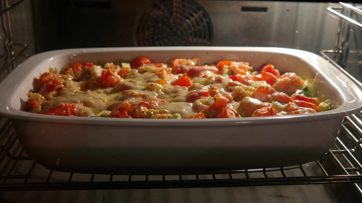 Скупаю эту копеечную рыбу килограммами: из целой горы готовлю вкуснейший обед на всю семью — сытно, сочно и без хлопот