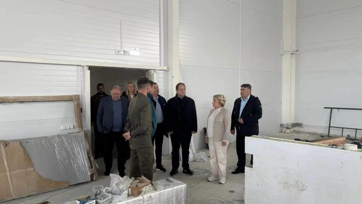Ростислав Гольдштейн оценил ход работ на двух спортивных объектах в Коми