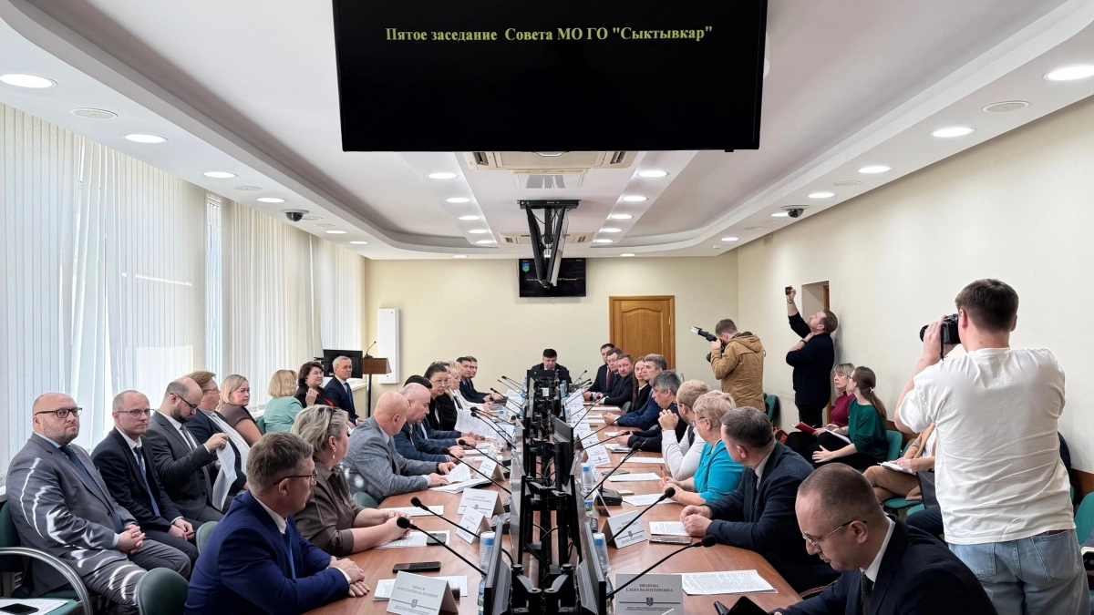 В Республике Коми парламентарии Сыктывкара забраковали инициативу о стоянках и зарядках для электротранспорта