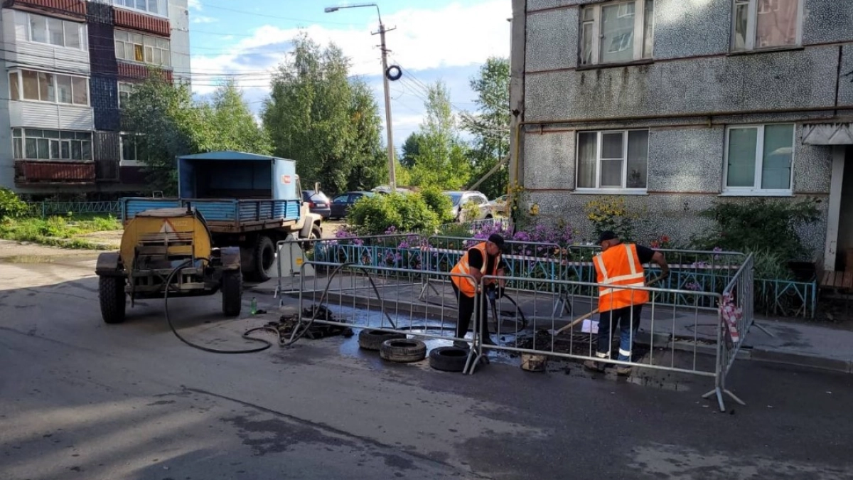 «Прошу отнестись с пониманием»: ухтинцы жалуются на ямы, кому-то придется ждать поздней весны