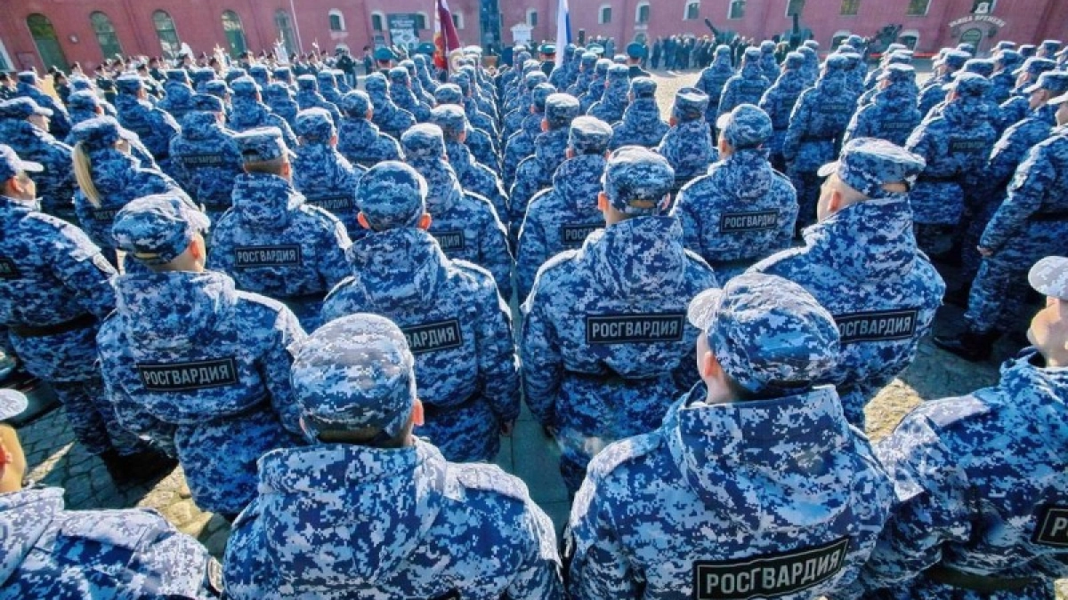 Военкоматы Коми этой осенью направят в Росгвардию более 110 призывников
