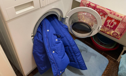 Достаю пуховик из машинки как новый: стираю куртки дома без страха и прилично экономлю на химчистке - научу и вас